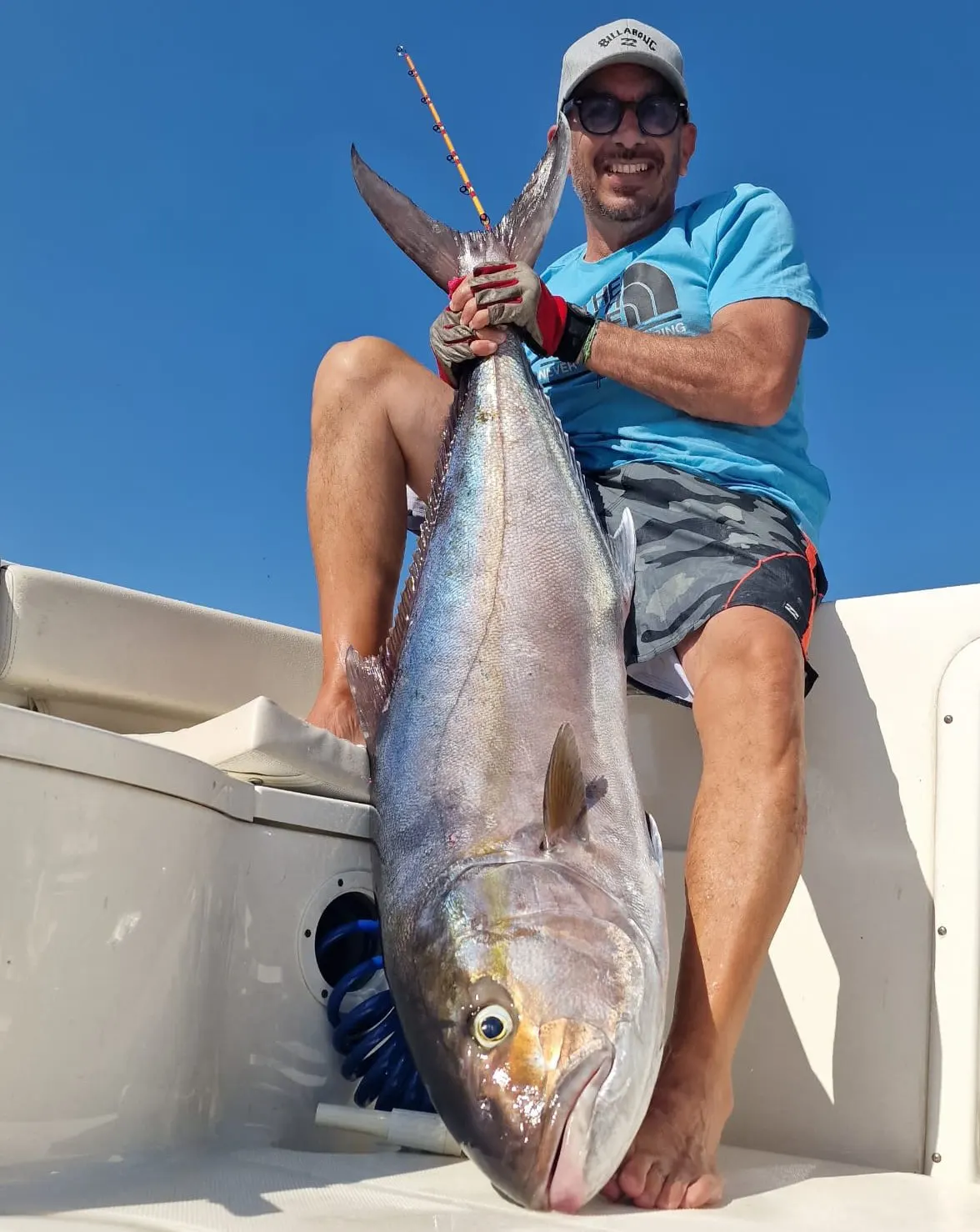 Pescata una una ricciola di circa 45 kg